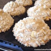 Very Vanilla Crumble Muffins