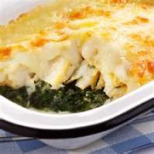 Cod with Spinach in Cheese Sauce