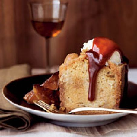 Apple Cake with Toffee Crust