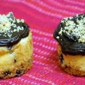 Mini Chocolate Cookie Cheesecakes