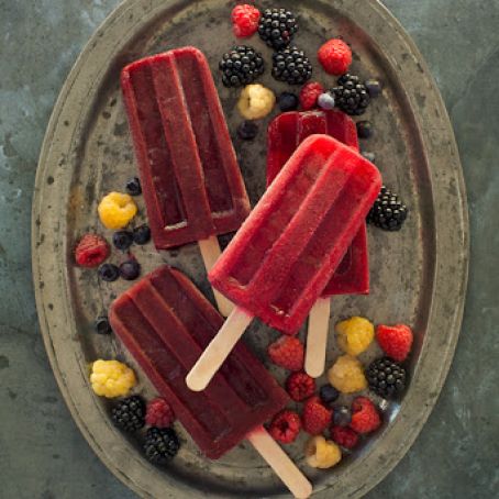 ICE CREAM - Homemade Berry Popsicles