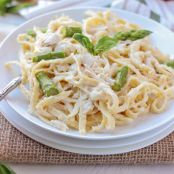 Chicken Fettuccini with Asparagus