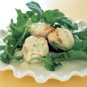 Scallops in Roasted Garlic Tarragon Cream Sauce