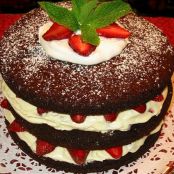 CHOCOLATE RASPBERRY OR STRAWBERY CAKE