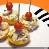 MONTADITO DE MELOCOTON Y ENSALADA DE MARISCOS