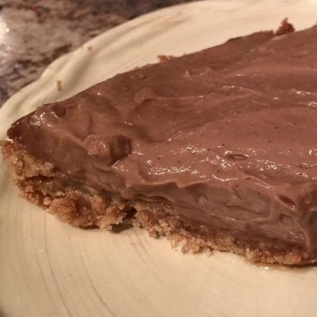 Fudge caramel banana pastry cream pie