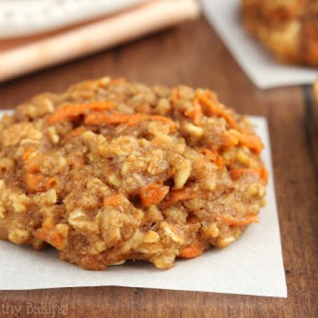 Carrot Cake Oatmeal Cookies