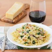 Farfalle Pasta with Prosciutto, Spinach, and Pine Nuts