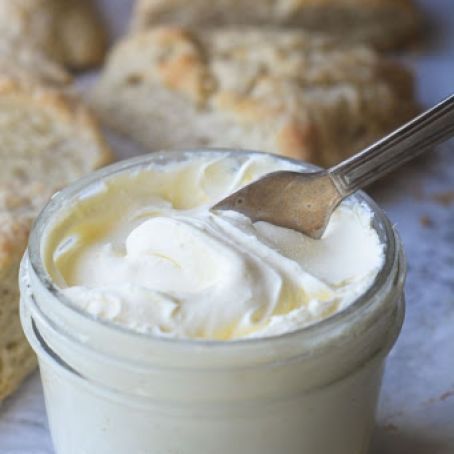 Homemade Clotted Cream