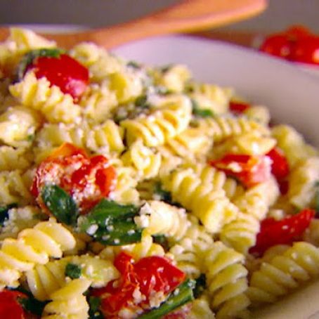 Fusilli with Spinach and Asiago Cheese*