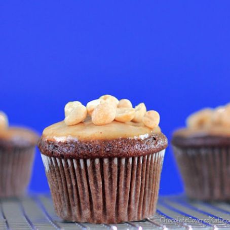 Candy Bar Cupcakes