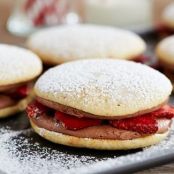 Strawberry-Nutella Whoopie Pie