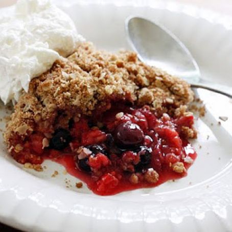 Triple Berry Crisp (Gina's Skinny)