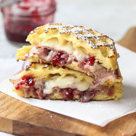 Monte Cristo Waffle-Wiches