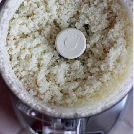 Grain-Free Cauliflower Crust Pizza