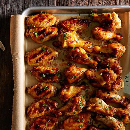 Honey Sriracha Wings