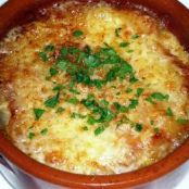 SOPA DE CEBOLLA AL VINO BLANCO