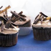 DEVILS FOOD CAKE w/BR SUGAR BCREAM