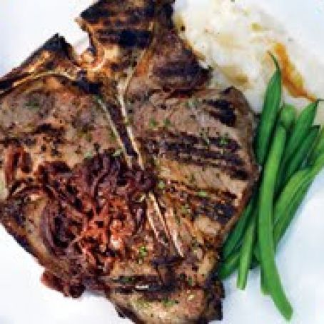 T-Bone Steaks with Red Onion Sauce