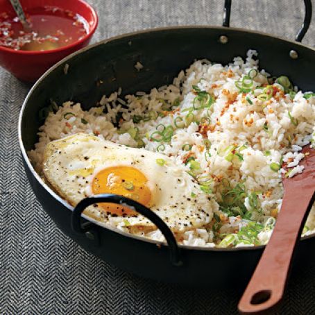 Sinangag (Philippine Garlic Fried Rice) Recipe | SAVEUR