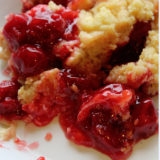 Crock Pot Cherry Dump Cake