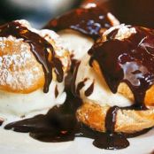 Profiteroles