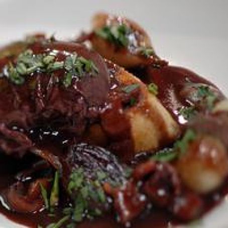 Eggs in Burgundian Wine Sauce