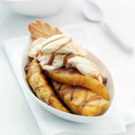 Grilled Pineapple Butterscotch Sundaes Recipe