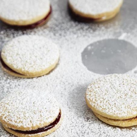 Christmas Sandwich Cookies