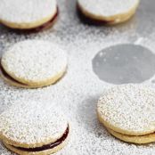 Christmas Sandwich Cookies