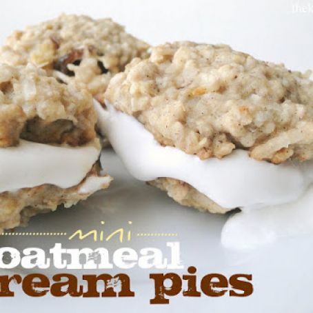 Mini Oatmeal Cream Pies- The Knoxville Holts
