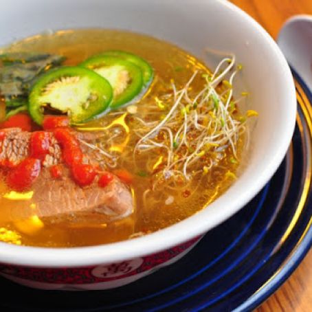 Pressure Cooker Pho Bo (Vietnamese Beef Noodle Soup)