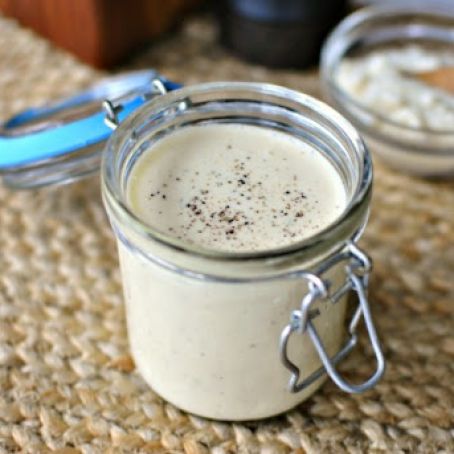 Garlic Parmesan & Peppercorn Dressing
