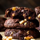 Brownie Walnut Chunk Cookies