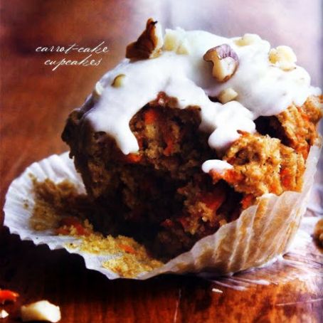 Healthy Carrot Cake Cupcakes with Cream Cheese Frosting