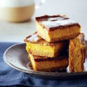 Pumpkin and chocolate cheesecake bars