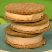 Daphne Oz's Peach Maple Sherbet Sandwich