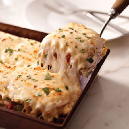 Pasta: Creamy White Chicken and Artichoke Lasagna