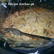 Slow Cooker Cheesy Chicken and Hashbrown Casserole