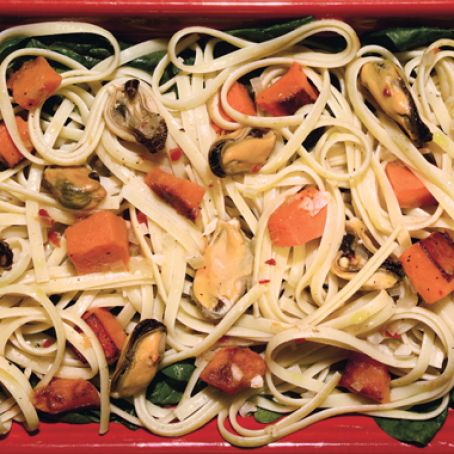 Linguine with Butternut Squash, Spinach, and Mussels