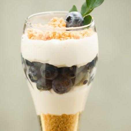 No-Bake Berry-Good Cheesecake Parfaits