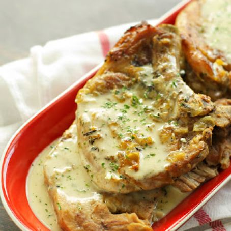 Slow Cooker Pork Chops w/ Creamy Herb Sauce