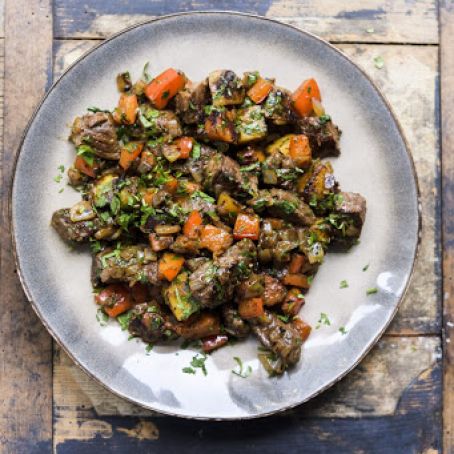 Cantonese-Style Black Pepper Beef and Potatoes