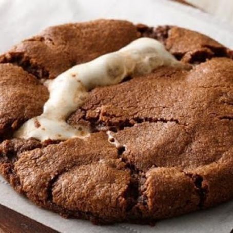 Hot Chocolate-Marshmallow Cookies