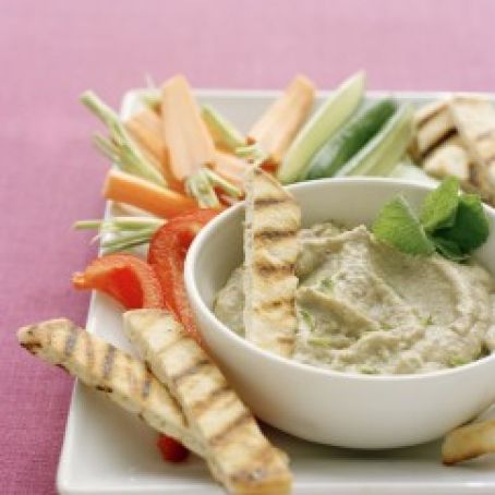 Roasted Garlic White Bean Dip