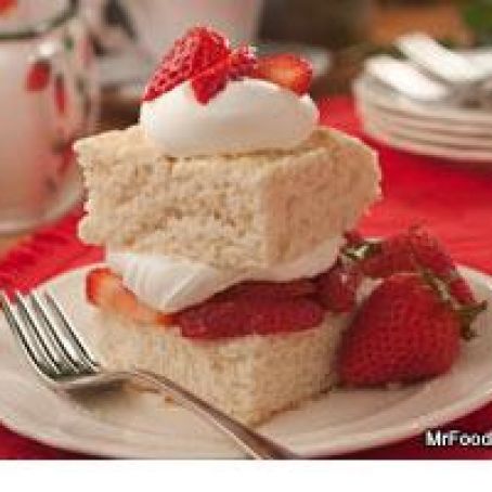 Traditional Strawberry Shortcake