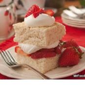 Traditional Strawberry Shortcake