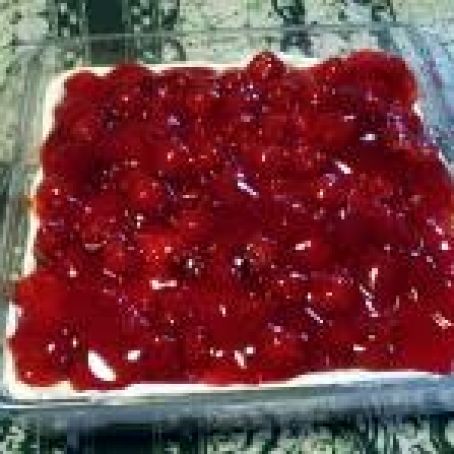 Easy Cherry Delight Dessert (No-Bake)