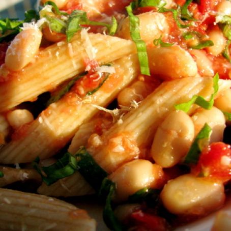 Whole Wheat Penne w/ No-Cook Tomato Sauce & White Beans