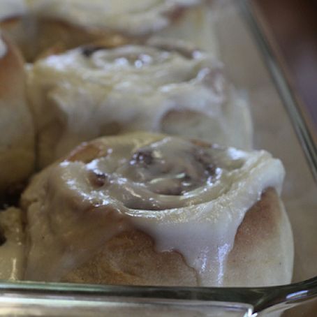 Overnight Homemade Cinnabon Cinnamon Rolls